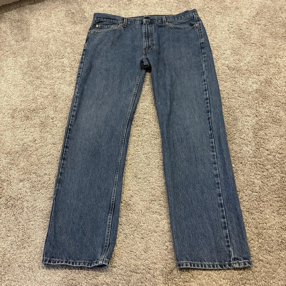 Levis 505 Mens Jeans 40x34 Regular Fit Straight Leg Medium Wash